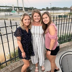 Meet your Posher, Madison